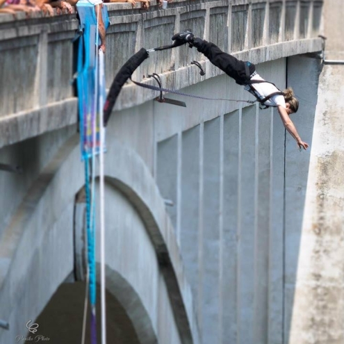 Saut à l'élastique